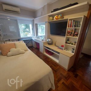 Image 8 - 840464