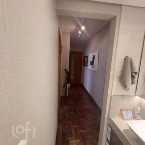 Image 10 - 840464
