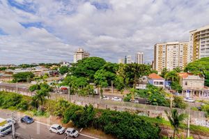 Image 24 - 840488