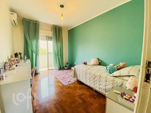 Image 8 - 840499