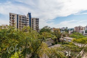 Image 32 - 840546