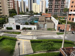 Image 30 - 840552