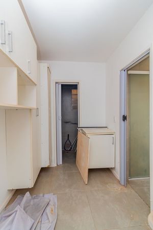 Image 33 - 840631
