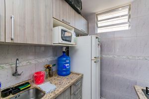 Image 16 - 840664