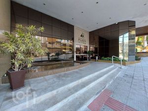 Image 16 - 840672