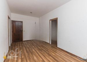 Image 4 - 840728