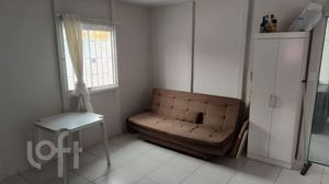 Image 4 - 840735