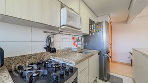 Image 11 - 840745