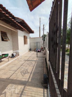Image 1 - 840826