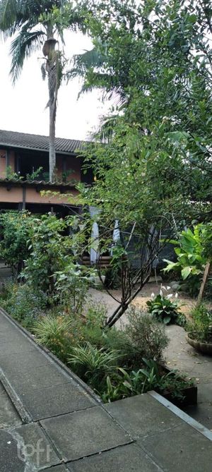 Image 8 - 840847