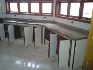 Image 1 - 840866