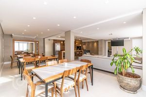Image 21 - 840868