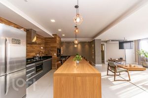 Image 22 - 840868