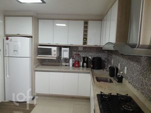 Image 9 - 840917