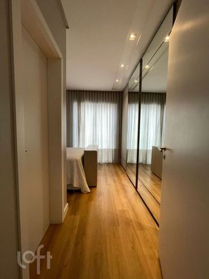 Image 31 - 840937