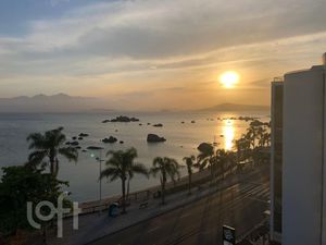 Image 18 - 840937