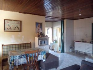 Image 19 - 840971