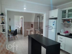 Image 19 - 841005