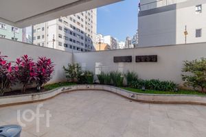 Image 31 - 841036