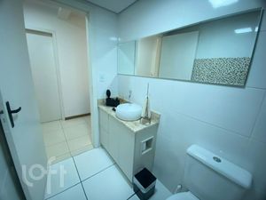 Image 17 - 841041