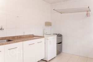 Image 22 - 841154