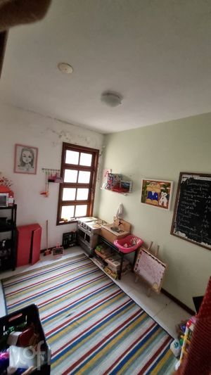 Image 17 - 841227