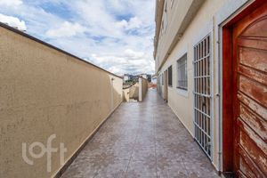 Image 30 - 841261