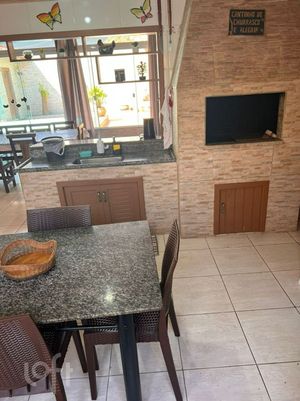 Image 8 - 841275