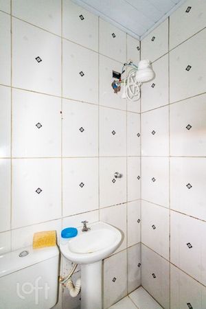 Image 21 - 841327