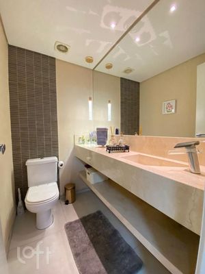 Image 18 - 841392