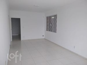 Image 8 - 841418