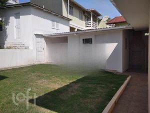 Image 14 - 841418