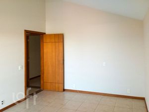 Image 13 - 841423