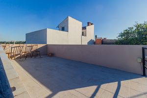 Image 4 - 841457