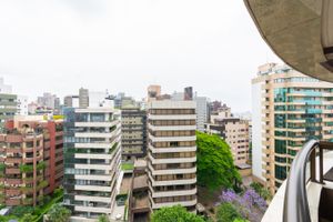 Image 12 - 841458