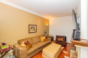 Image 11 - 841564