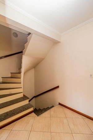 Image 7 - 841585