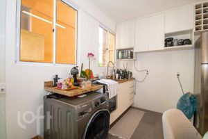 Image 4 - 841590