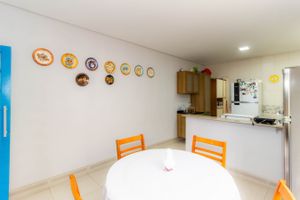 Image 34 - 841628