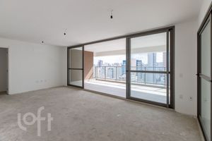 Image 28 - 841635