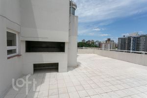 Image 27 - 841719