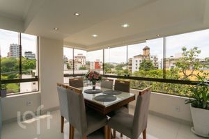 Image 3 - 841719