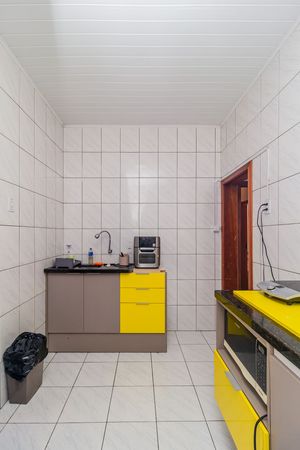 Image 24 - 841774