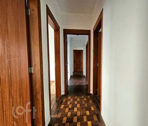 Image 27 - 841776