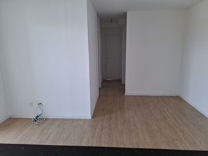 Image 4 - 841798