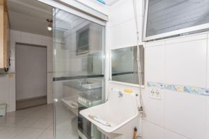 Image 39 - 841820