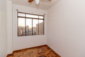 Image 7 - 841824