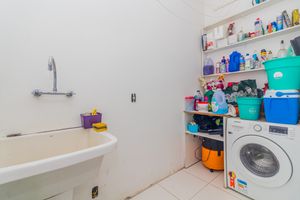 Image 39 - 841828