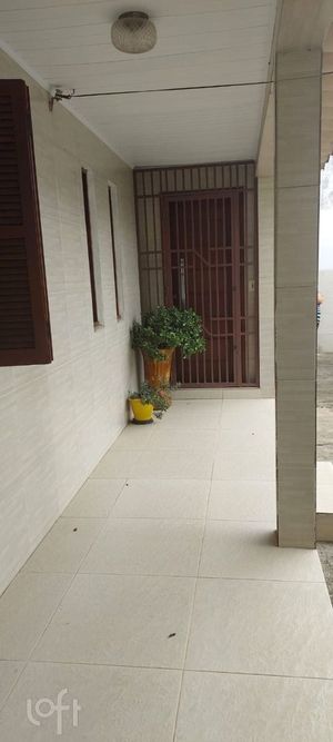 Image 1 - 841842