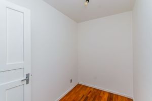 Image 35 - 842017